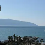 아파트 Luxury Seafront In Lungomare, 4 Guests With Sea View *