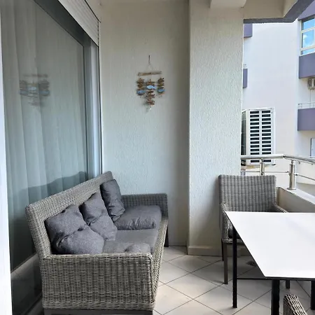 Luxury Seafront In Lungomare, 4 Guests With Sea View Vlore