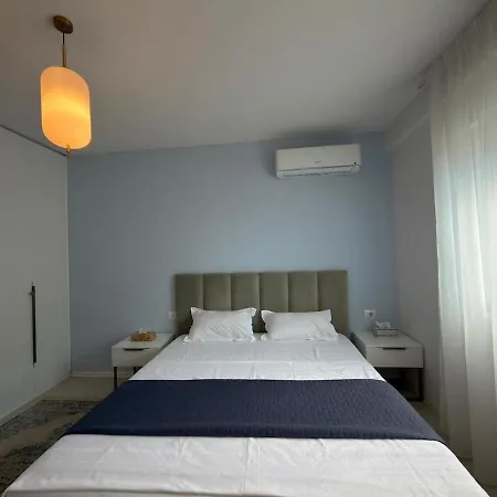 Luxury Seafront In Lungomare, 4 Guests With Sea View Vlore